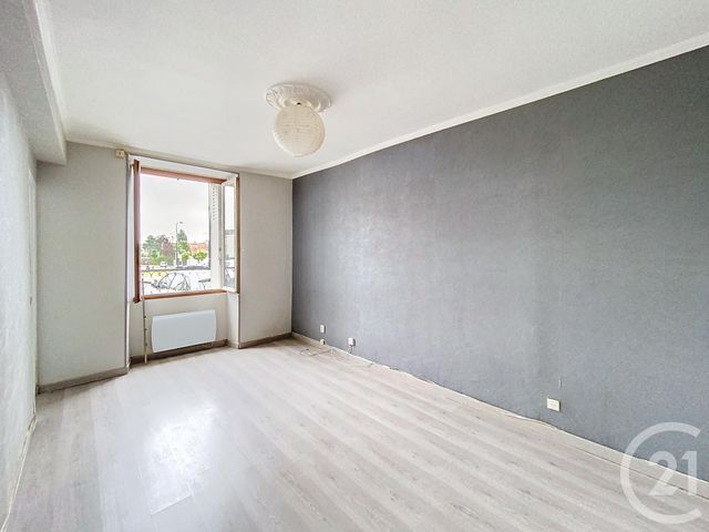 Appartement F3 à vendre - 3 pièces - 40,27 m2 - Montfermeil - 93 - ILE-DE-FRANCE