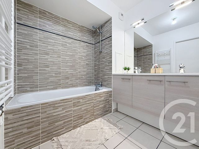 Appartement F3 &agrave; vendre - 3 pi&egrave;ces - 63,64 m2 - Gagny - 93 - ILE-DE-FRANCE