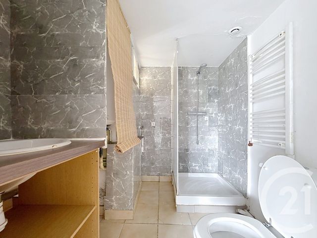 Appartement F2 à vendre - 2 pièces - 33 m2 - Montfermeil - 93 - ILE-DE-FRANCE