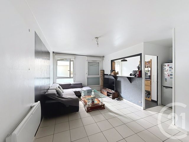 Appartement F3 à vendre - 3 pièces - 54,89 m2 - Montfermeil - 93 - ILE-DE-FRANCE