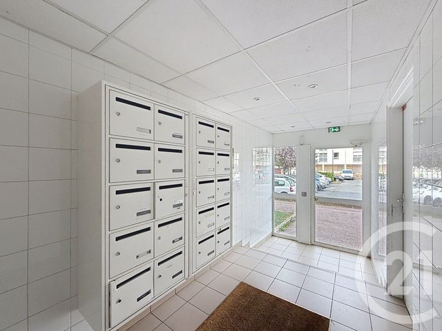 Appartement F3 à vendre - 3 pièces - 54,89 m2 - Montfermeil - 93 - ILE-DE-FRANCE