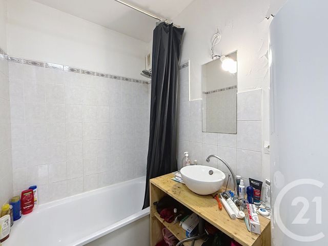 Appartement F3 à vendre - 3 pièces - 54,89 m2 - Montfermeil - 93 - ILE-DE-FRANCE