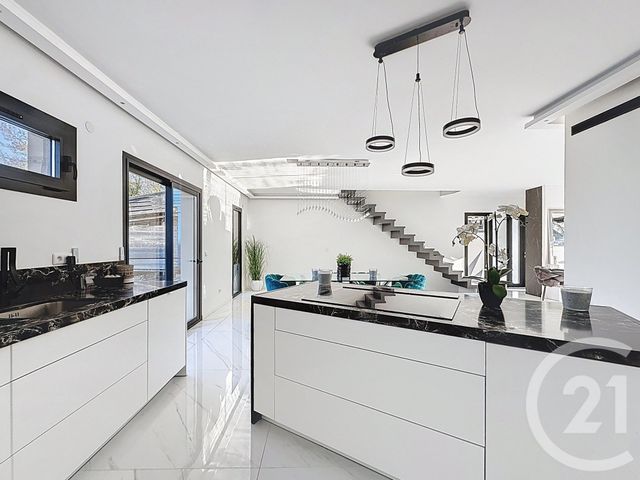 Maison &agrave; vendre - 7 pi&egrave;ces - 147,47 m2 - Montfermeil - 93 - ILE-DE-FRANCE