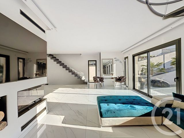 Maison &agrave; vendre - 7 pi&egrave;ces - 147,47 m2 - Montfermeil - 93 - ILE-DE-FRANCE