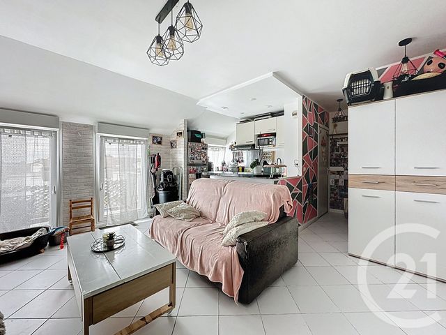 Appartement F2 à vendre - 2 pièces - 38,72 m2 - Montfermeil - 93 - ILE-DE-FRANCE