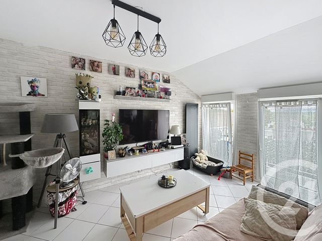 Appartement F2 à vendre - 2 pièces - 38,72 m2 - Montfermeil - 93 - ILE-DE-FRANCE