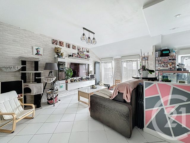 Appartement F2 à vendre - 2 pièces - 38,72 m2 - Montfermeil - 93 - ILE-DE-FRANCE