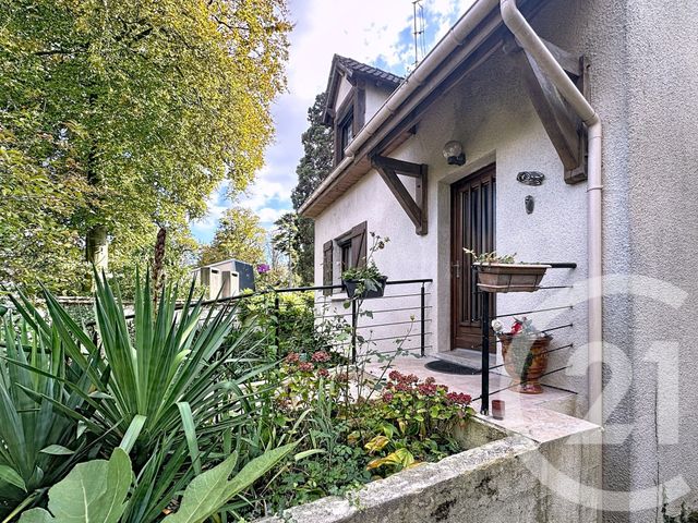 Maison à vendre - 5 pièces - 100,28 m2 - Montfermeil - 93 - ILE-DE-FRANCE