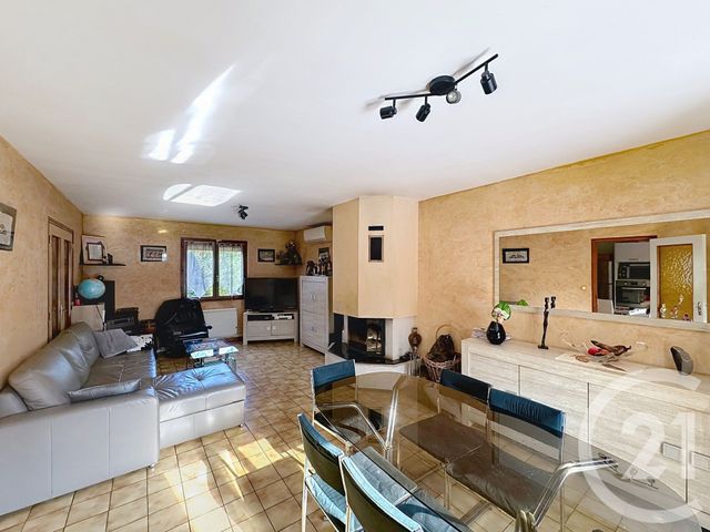 Maison à vendre - 5 pièces - 100,28 m2 - Montfermeil - 93 - ILE-DE-FRANCE