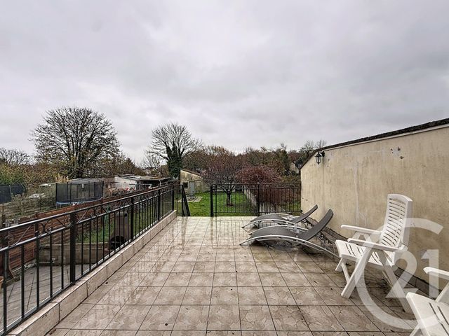 Maison &agrave; vendre - 7 pi&egrave;ces - 145,54 m2 - Chelles - 77 - ILE-DE-FRANCE