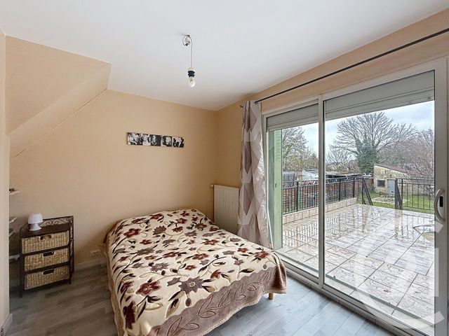 Maison &agrave; vendre - 7 pi&egrave;ces - 145,54 m2 - Chelles - 77 - ILE-DE-FRANCE