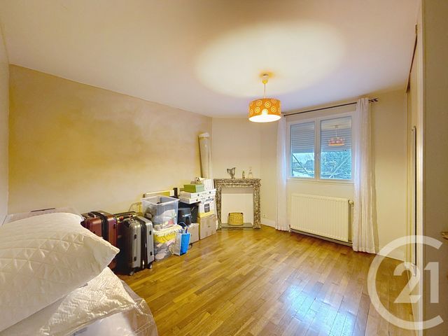 Maison &agrave; vendre - 7 pi&egrave;ces - 145,54 m2 - Chelles - 77 - ILE-DE-FRANCE