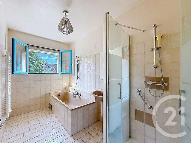 Maison &agrave; vendre - 5 pi&egrave;ces - 111 m2 - Montfermeil - 93 - ILE-DE-FRANCE