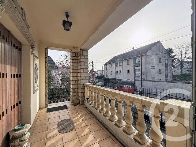 Maison &agrave; vendre - 7 pi&egrave;ces - 180,46 m2 - Montfermeil - 93 - ILE-DE-FRANCE