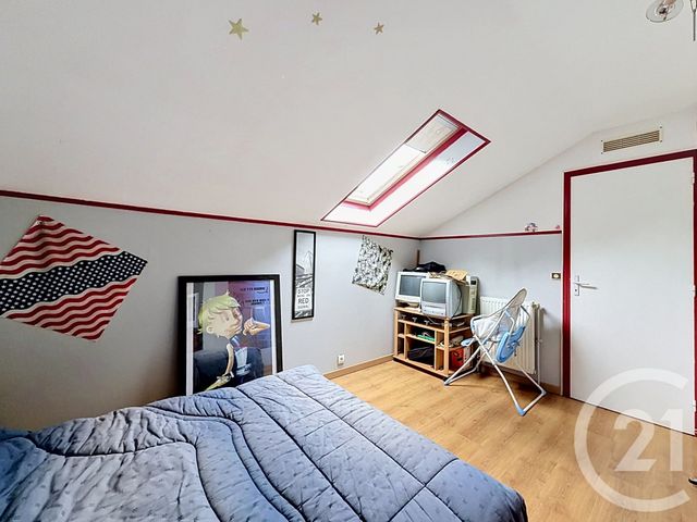 Maison &agrave; vendre - 7 pi&egrave;ces - 152,21 m2 - Chelles - 77 - ILE-DE-FRANCE