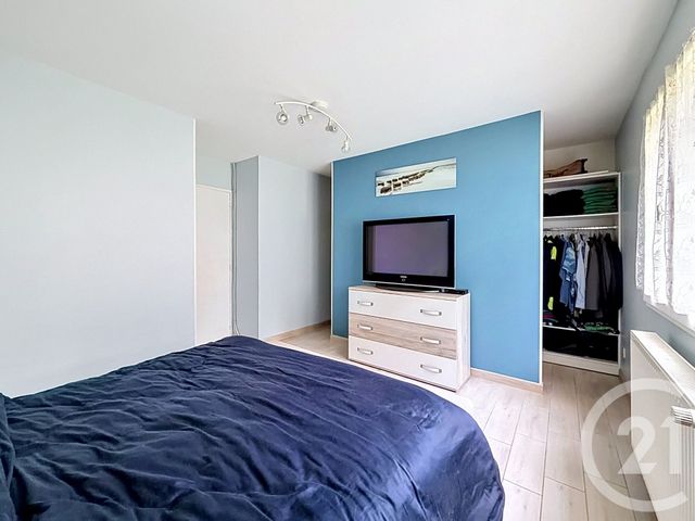 Maison &agrave; vendre - 7 pi&egrave;ces - 152,21 m2 - Chelles - 77 - ILE-DE-FRANCE