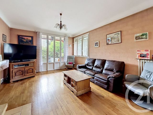 Maison &agrave; vendre - 7 pi&egrave;ces - 152,21 m2 - Chelles - 77 - ILE-DE-FRANCE