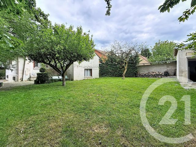 Maison &agrave; vendre - 7 pi&egrave;ces - 152,21 m2 - Chelles - 77 - ILE-DE-FRANCE