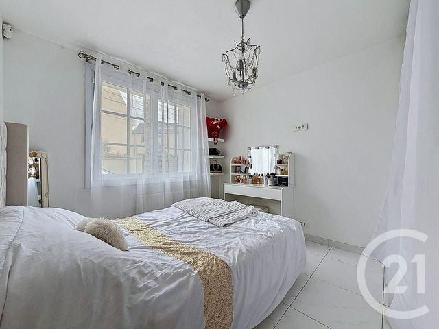 Maison &agrave; vendre - 7 pi&egrave;ces - 111,30 m2 - Montfermeil - 93 - ILE-DE-FRANCE