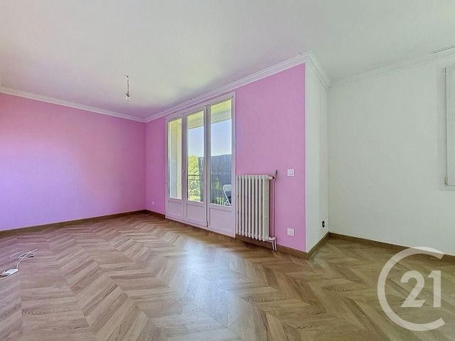 Appartement F4 &agrave; vendre - 4 pi&egrave;ces - 58,40 m2 - Clichy Sous Bois - 93 - ILE-DE-FRANCE