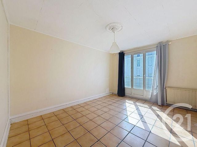Appartement F4 &agrave; vendre - 4 pi&egrave;ces - 62,11 m2 - Clichy Sous Bois - 93 - ILE-DE-FRANCE