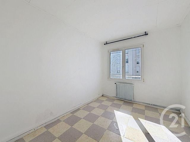 Appartement F4 &agrave; vendre - 4 pi&egrave;ces - 62,11 m2 - Clichy Sous Bois - 93 - ILE-DE-FRANCE
