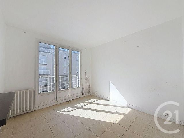 Appartement F4 &agrave; vendre - 4 pi&egrave;ces - 62,11 m2 - Clichy Sous Bois - 93 - ILE-DE-FRANCE