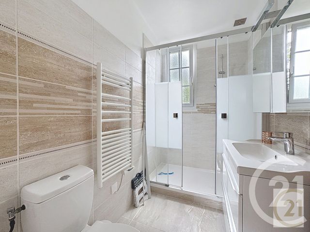 Appartement F4 à louer - 5 pièces - 84,50 m2 - Suce Sur Erdre - 44 - PAYS-DE-LOIRE