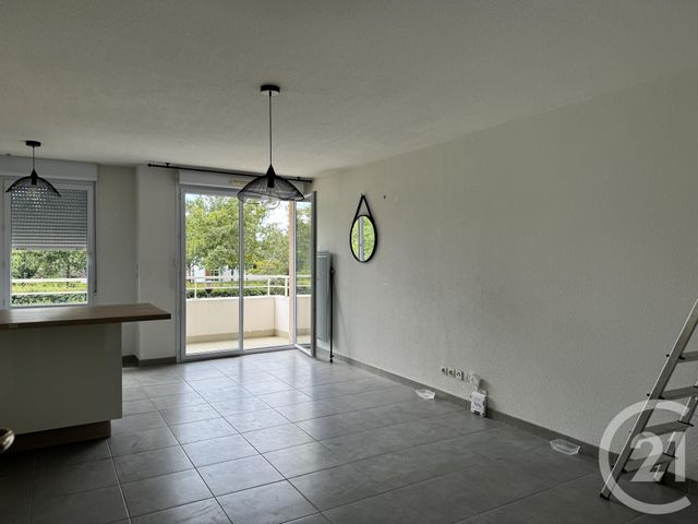 Appartement F2 &agrave; louer - 2 pi&egrave;ces - 42,70 m2 - Carquefou - 44 - PAYS-DE-LOIRE