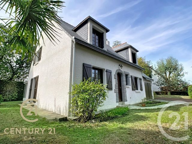 Maison 7 pièces 133 m² · à Carquefou · 132,7 m² · 340 000 €