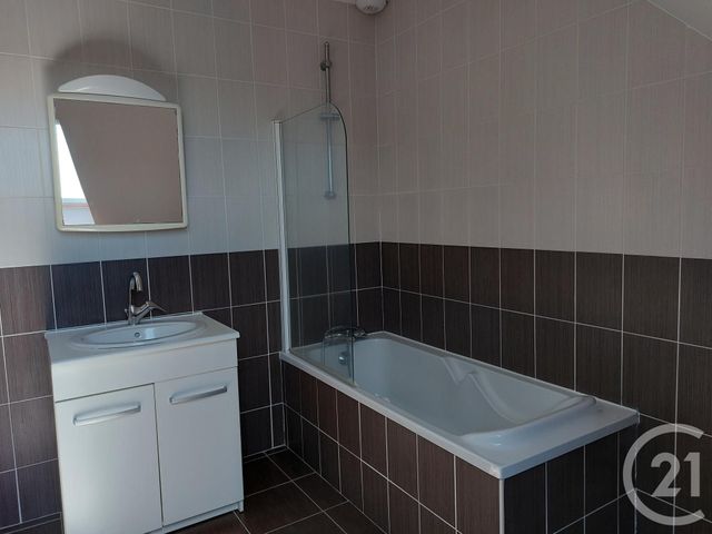 Maison à vendre - 4 pièces - 100 m2 - Fougeres - 35 - BRETAGNE