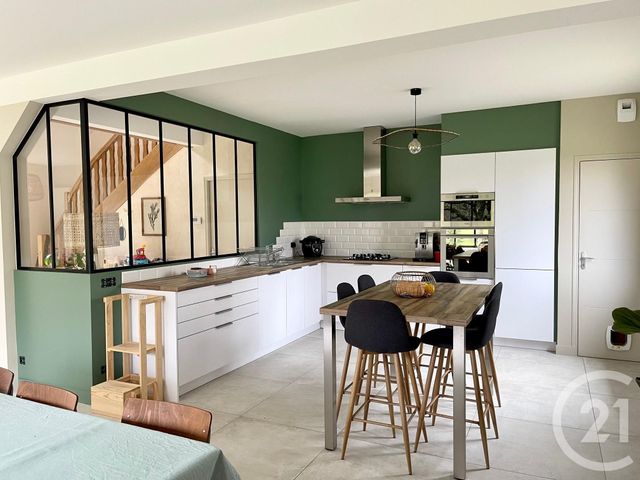 Maison &agrave; vendre - 6 pi&egrave;ces - 201,58 m2 - Fougeres - 35 - BRETAGNE