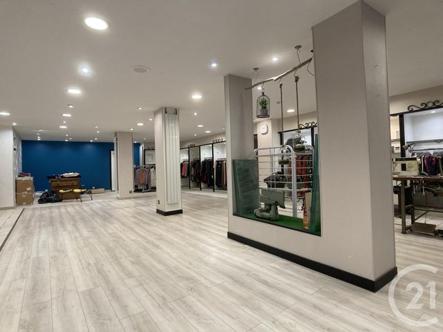 Immeuble &agrave; vendre - 940 m2 - Fougeres - 35 - BRETAGNE