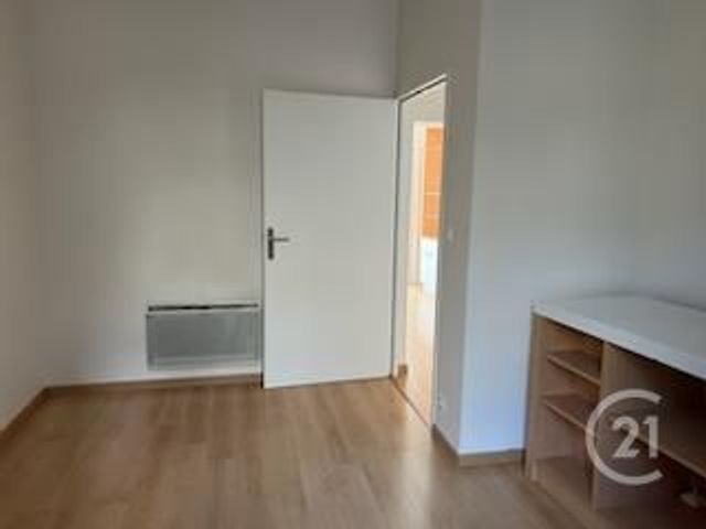 Local commercial à louer - 79.32 m2 - 35 - Ille-et-Vilaine