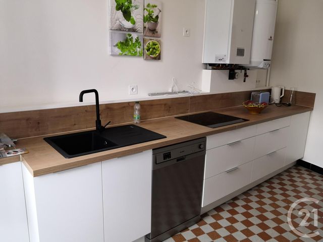 Appartement Chambre &agrave; louer - 1 pi&egrave;ce - 12,46 m2 - Fougeres - 35 - BRETAGNE