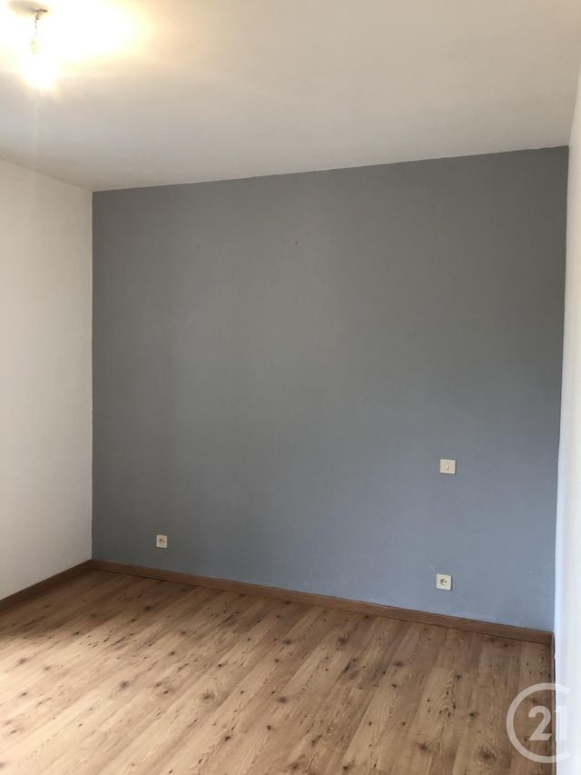 Maison &agrave; louer - 4 pi&egrave;ces - 82,29 m2 - St Hilaire Des Landes - 35 - BRETAGNE