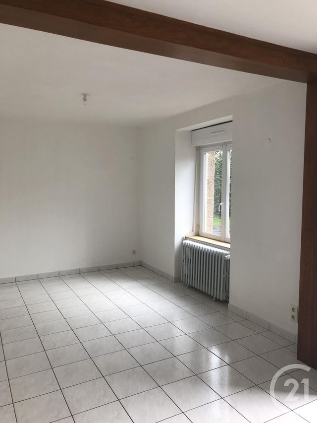Maison &agrave; louer - 4 pi&egrave;ces - 82,29 m2 - St Hilaire Des Landes - 35 - BRETAGNE