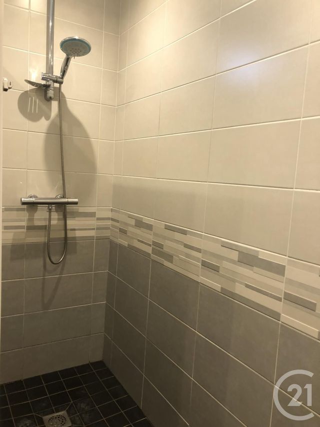 Maison &agrave; louer - 4 pi&egrave;ces - 82,29 m2 - St Hilaire Des Landes - 35 - BRETAGNE