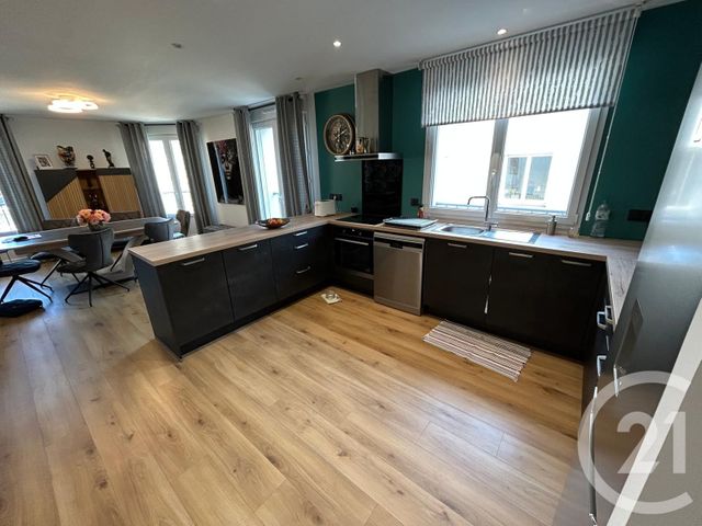 Appartement T4 &agrave; vendre - 4 pi&egrave;ces - 101,34 m2 - Fougeres - 35 - BRETAGNE