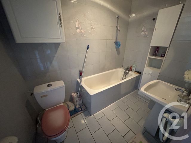 Maison à vendre - 6 pièces - 129,96 m2 - St Germain En Cogles - 35 - BRETAGNE