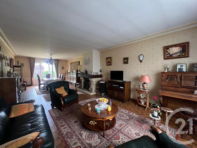 Maison à vendre - 8 pièces - 203,21 m2 - Fougeres - 35 - BRETAGNE