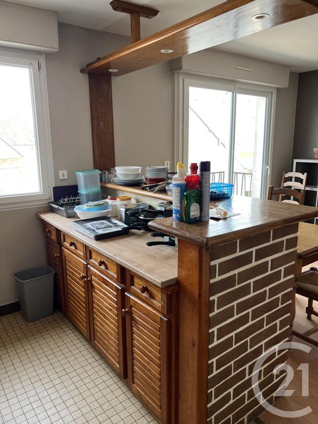 Appartement à louer - 4 pièces - 9,95 m2 - Fougeres - 35 - BRETAGNE