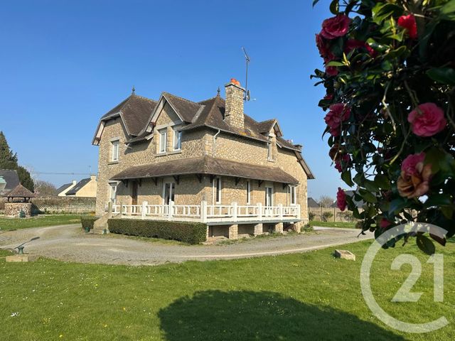 Maison &agrave; vendre - 9 pi&egrave;ces - 219 m2 - Fougeres - 35 - BRETAGNE