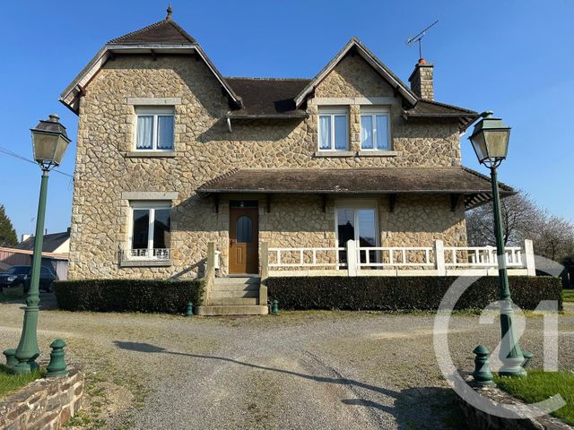 Maison &agrave; vendre - 9 pi&egrave;ces - 219 m2 - Fougeres - 35 - BRETAGNE