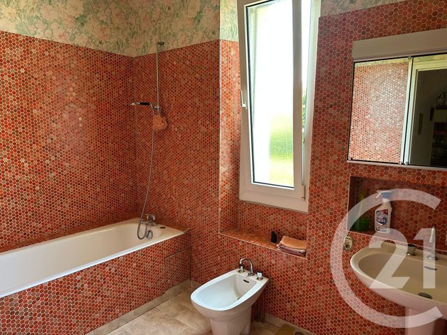 Maison à vendre - 9 pièces - 219 m2 - Fougeres - 35 - BRETAGNE