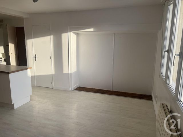 Appartement T2 &agrave; louer - 2 pi&egrave;ces - 45,38 m2 - Fougeres - 35 - BRETAGNE