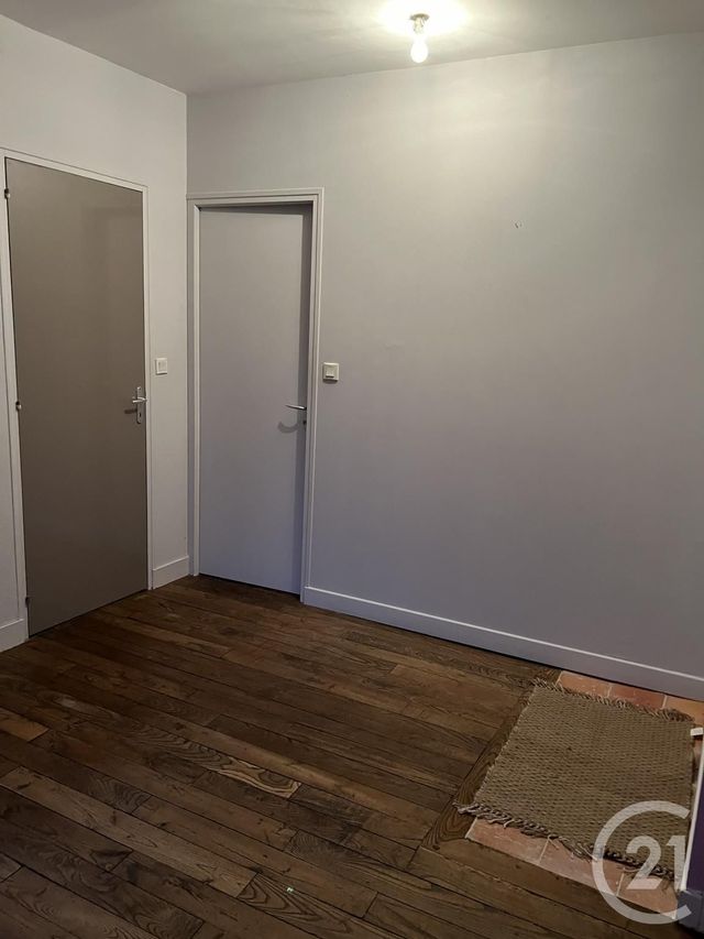 Appartement F3 à louer - 3 pièces - 84,15 m2 - Fougeres - 35 - BRETAGNE