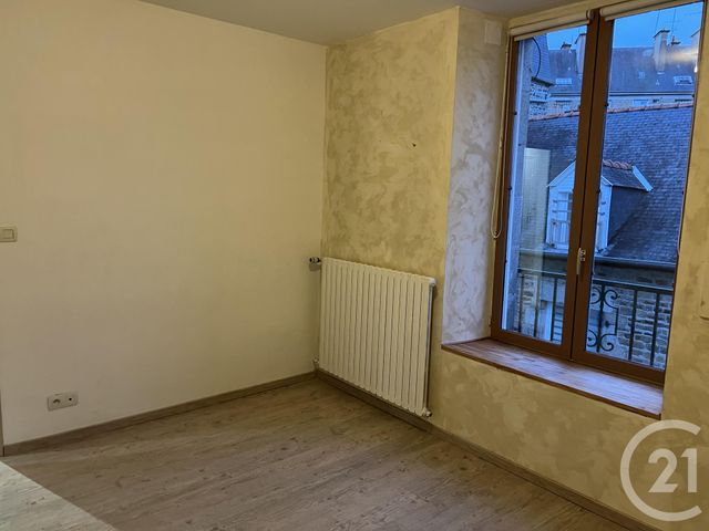 Appartement F3 à louer - 3 pièces - 84,15 m2 - Fougeres - 35 - BRETAGNE