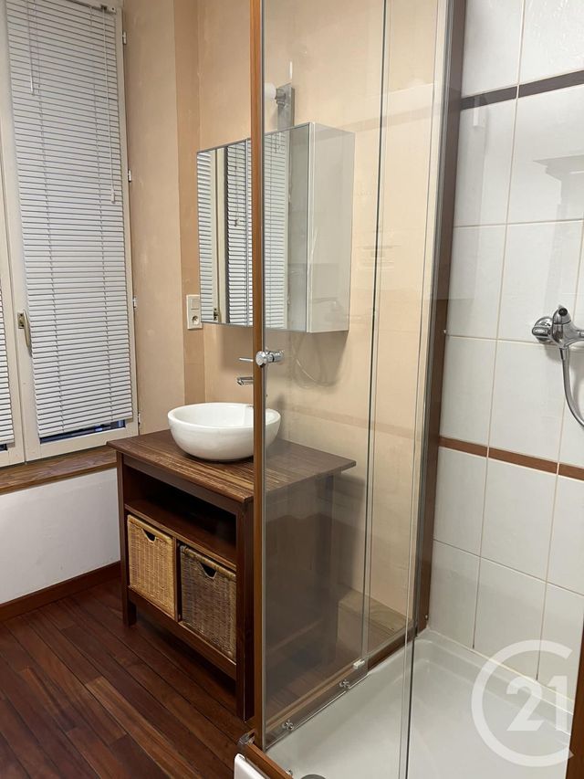 Appartement F3 à louer - 3 pièces - 84,15 m2 - Fougeres - 35 - BRETAGNE