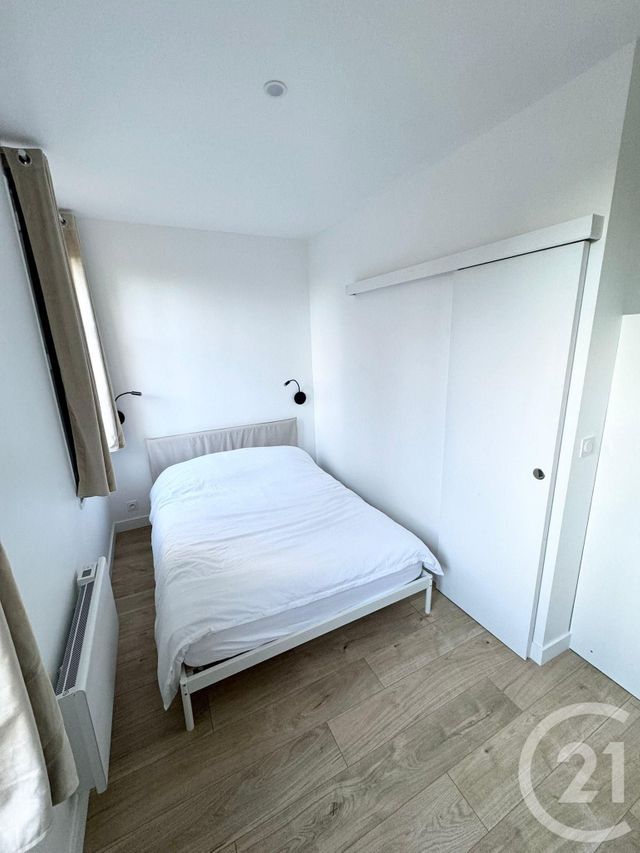 Appartement Triplex à louer - 3 pièces - 41,48 m2 - Fougeres - 35 - BRETAGNE